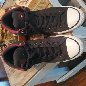 Converse tennis shoes